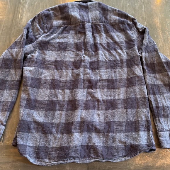 COPY - Marine Layer Flannel sz XL Blue Plaid - Picture 4 of 4